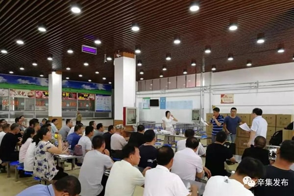 石家莊辛集市多所學(xué)校食堂配備農藥殘留檢測儀